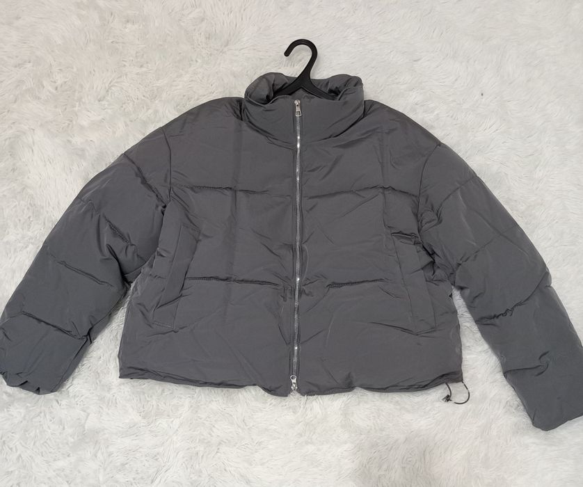 Продам куртку, весна - осень