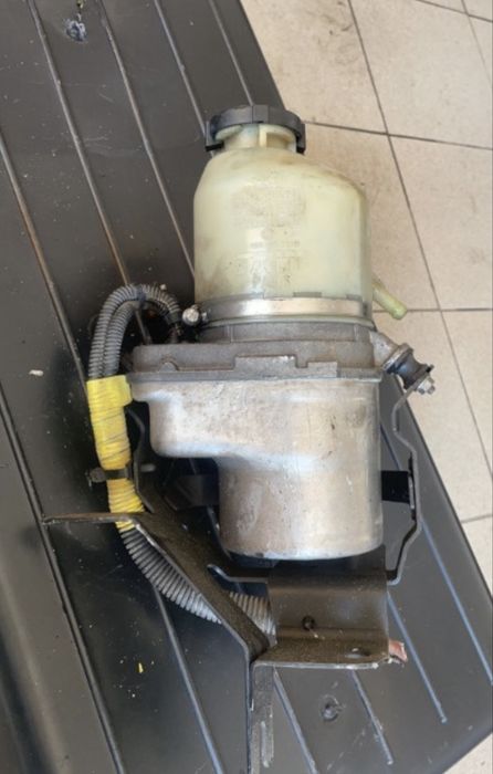 Pompa servo Opel Astra H 2004/2008 Pret 500 lei