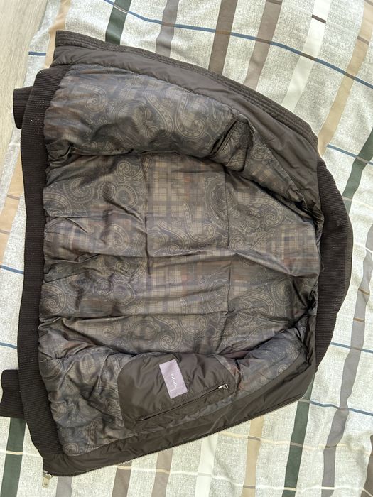 Продам ветровку, Rafaello. Размер 48.