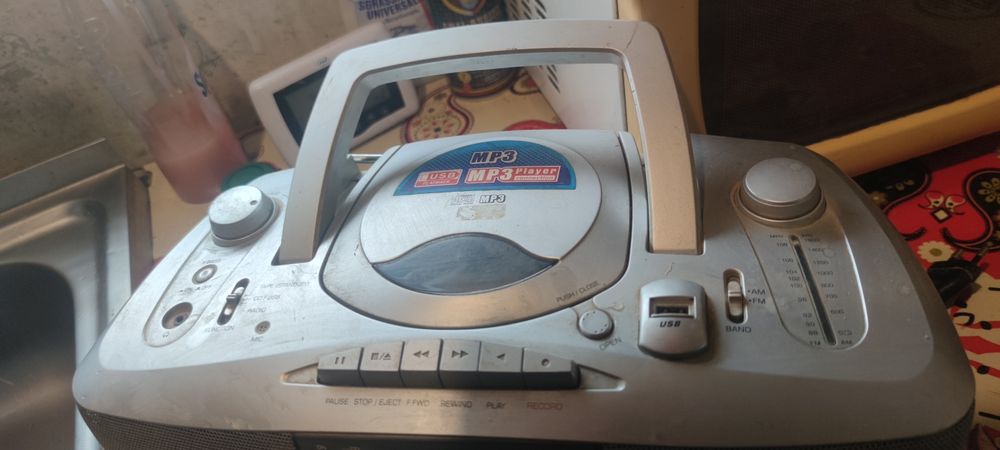 cd player cu casetofon și radio