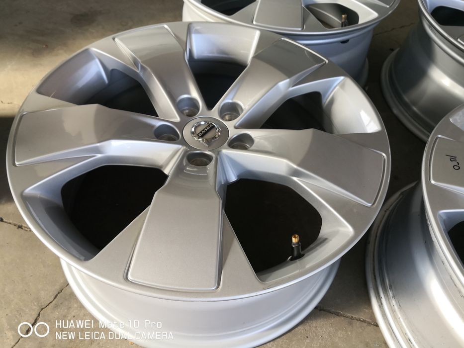 5х108 Форд Волво 5x108 Ford volvo 18 цола оригинални джанти