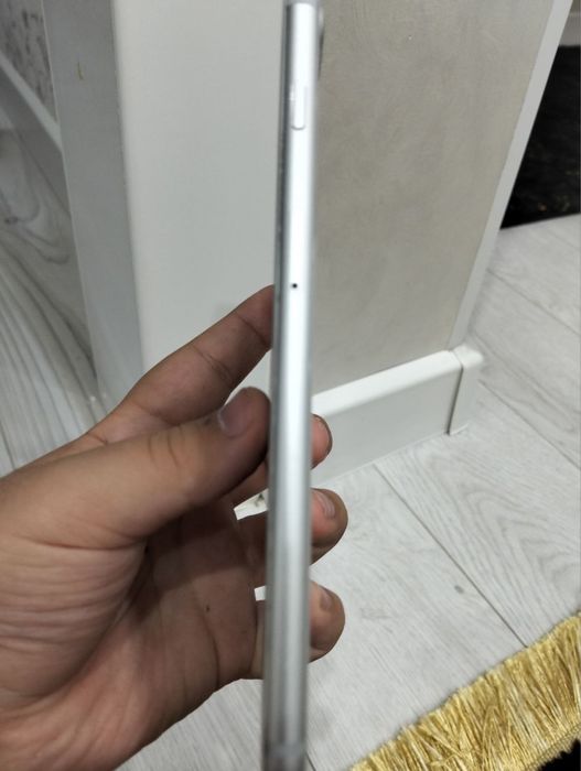 Айфон 8+ за 40000