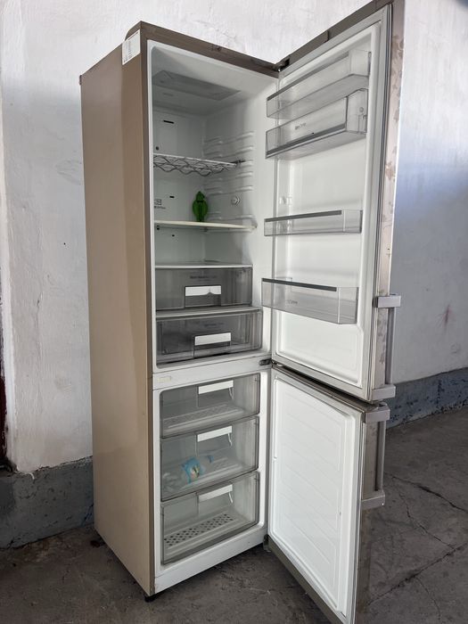Холодильник б у