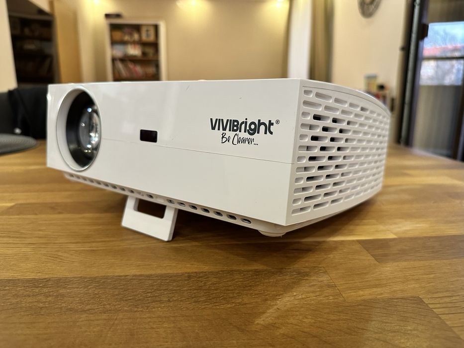 Проектор Vivibright F30 LED, реално FullHD 1920