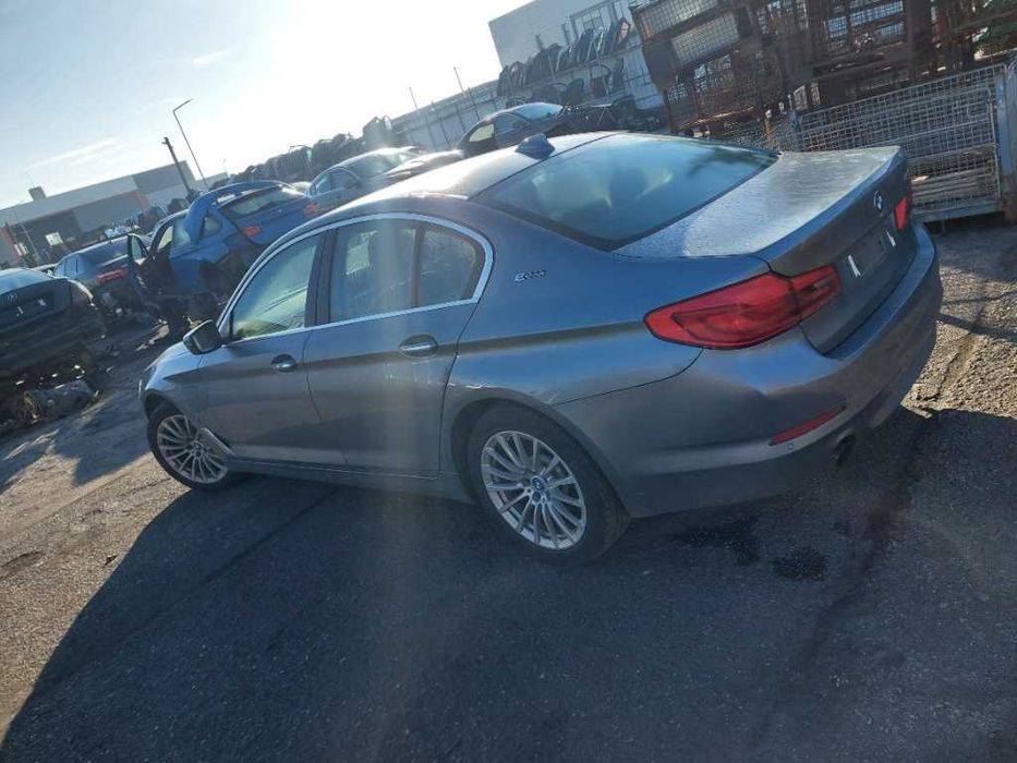 Dezmembram BMW Seria 5 G30 2.0 benzina  An 2018
Cod motor B46B20B