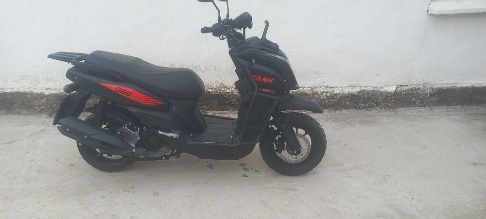Tank Танк мопед скутер продам