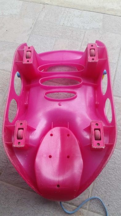 Детска количка тип шейна