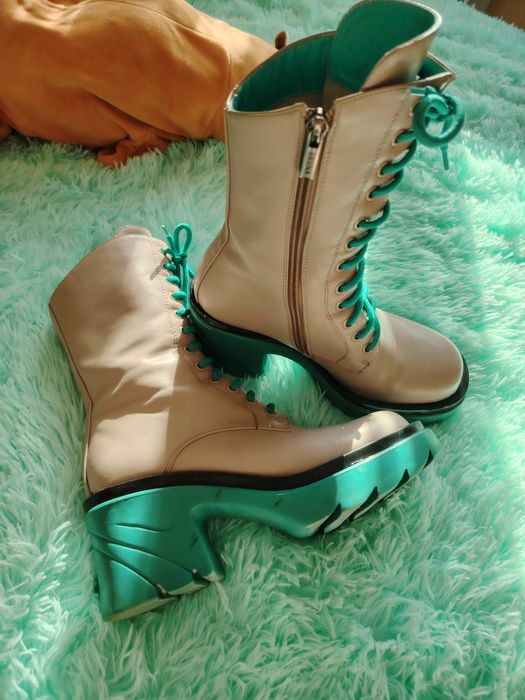 Продам ботинки в хорошем состоянии