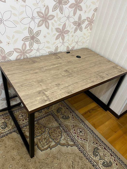 Стол офисный лофт