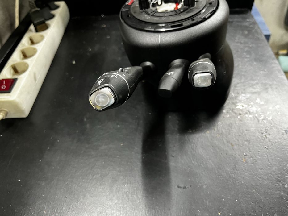 АМГ волан mercedes е,ц,цлс,гле и др. Конзола с лосчета лентов кабел