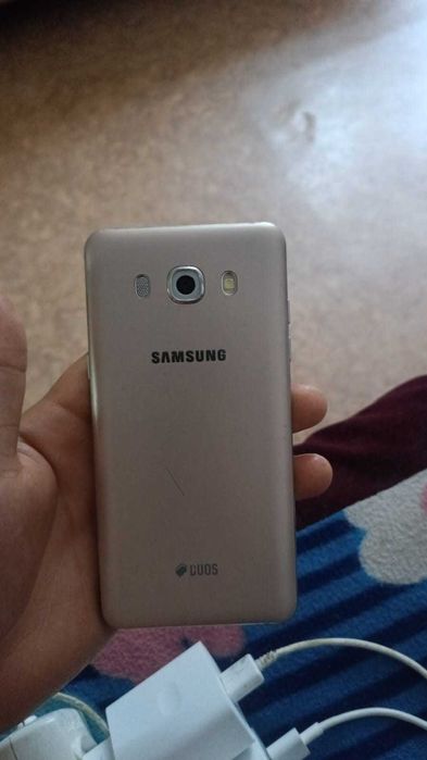 Самсунг J5(2016)