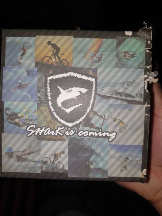 Продам часы shark sport watch