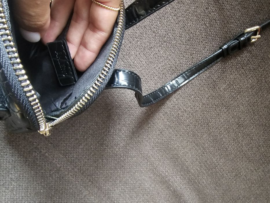 Черна малка чанта