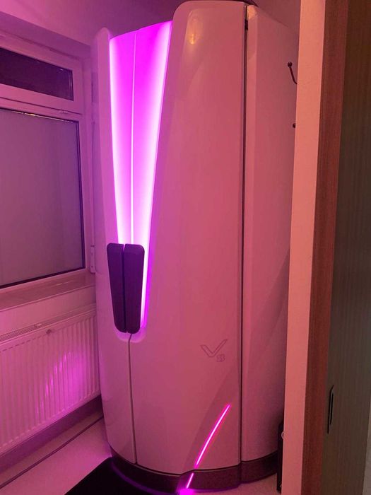 APARATE DE BRONZAT Megasun 5600 SI Hapro Luxura V8 XL Balance