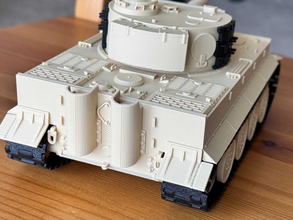 Модель тяжёлого танка Tiger I. Масштаб 1:35