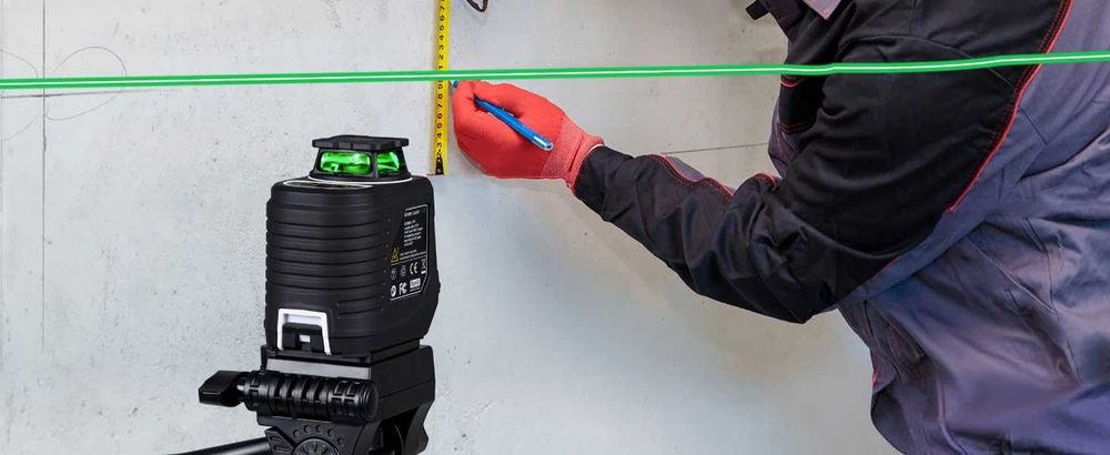 Лазерен нивелир Firecore 360° със статив, зелен самонивелиращ се