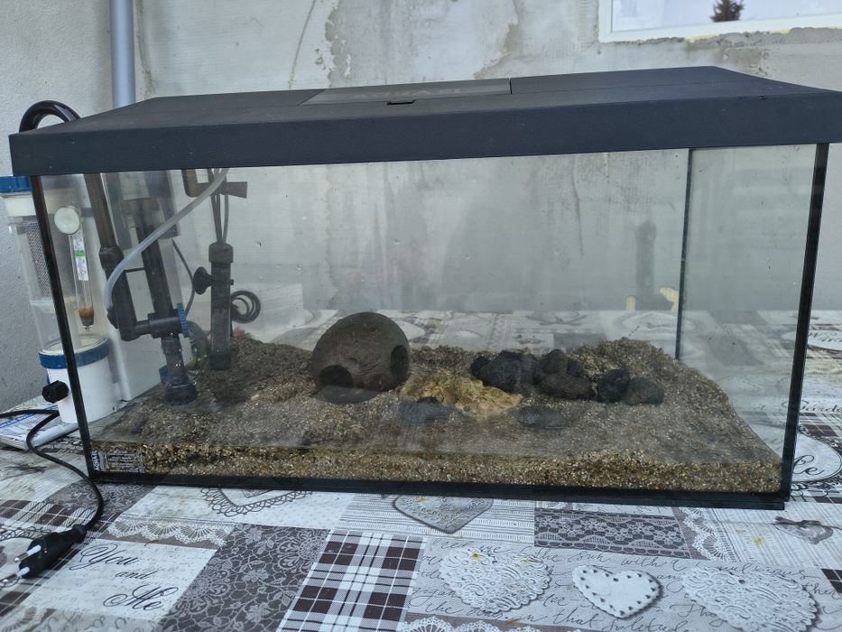 Acvariu 60l complect utilat