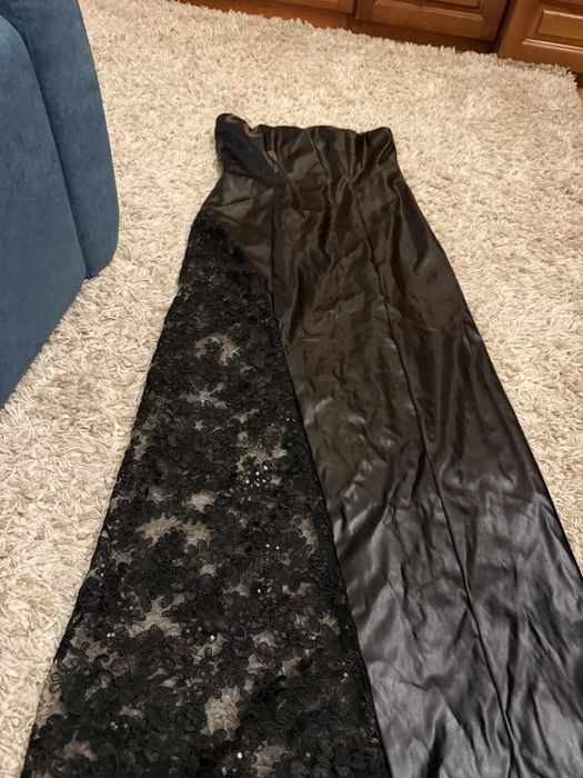 Вечерна Черна Рокля