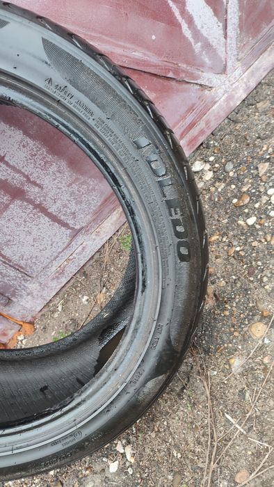 Vând anvelope 245/45/18