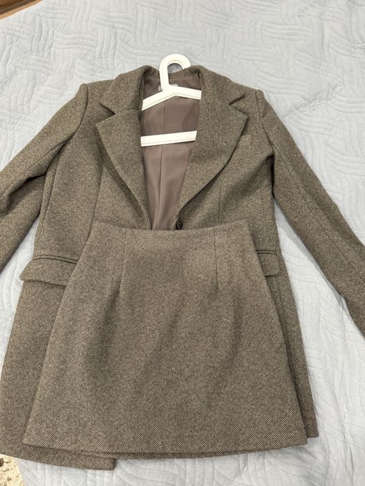 Lichi двойка, пиджак и юбка