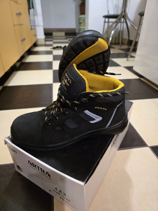 BOCANCI Lucru - ARTRA - Noi - Marimea 43