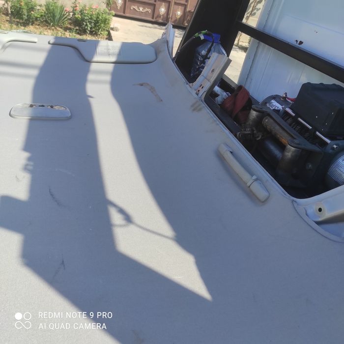 Продам потолок на Мазда 626 птичка универсал