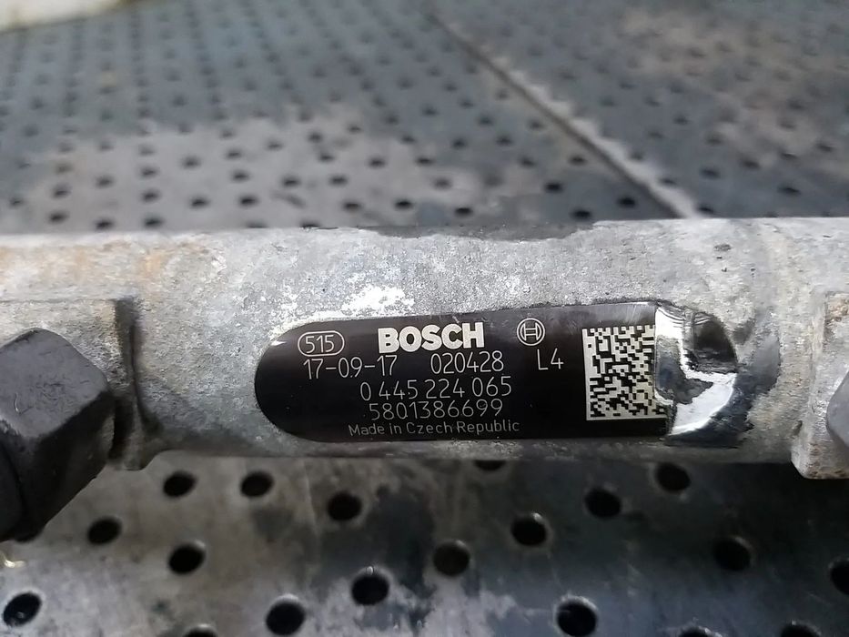 Rampa injectoare 2.3 mjt fiat ducato 0445224065 5801386699