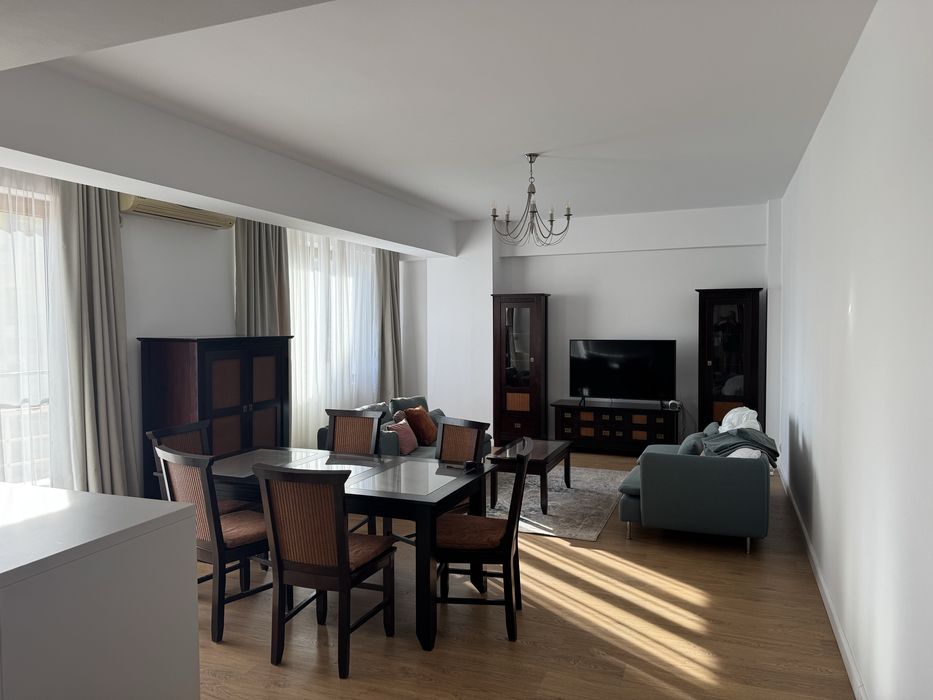 Mobila living (masa si corpuri)