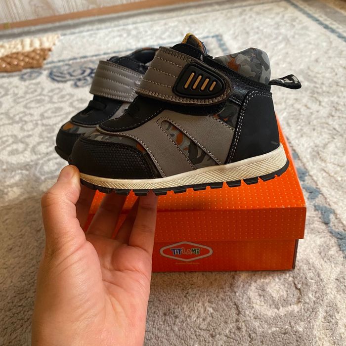 Продам обувь обувь детский