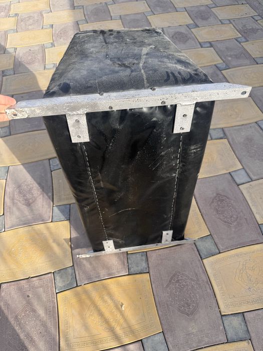 Груша настенная