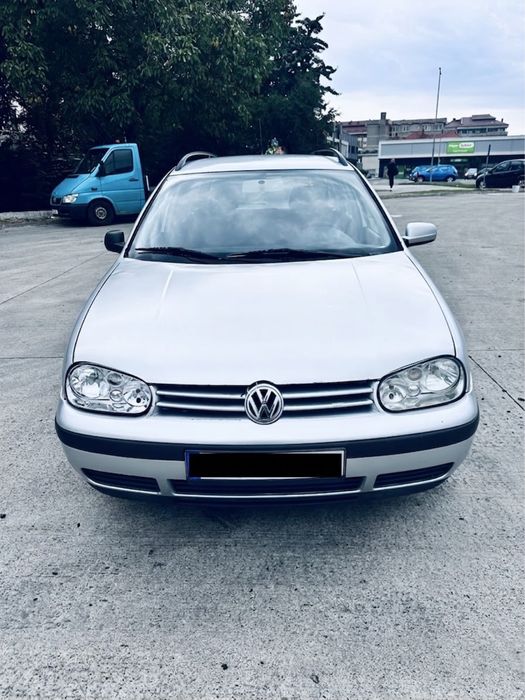 Vând Golf 4, 1.6 benzină