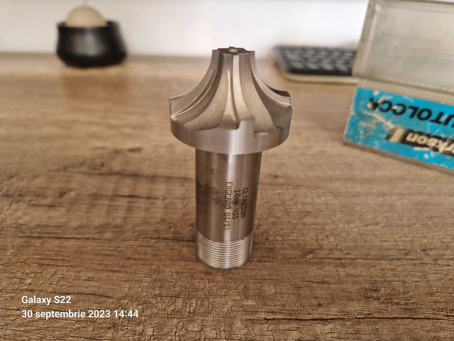 Freza raza concava, Clarkson, D42/R14, coada cilindrica fi 25