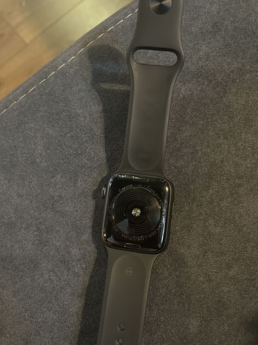 Эпл уатч SE оргинал