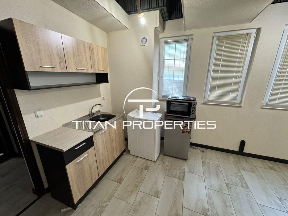 Дава се под наем Едностаен апартамент в Бургас, Меден рудник - зона А - 25 кв.м за 255 € - Снимка #1