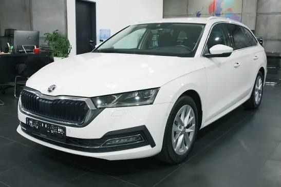 Se dezmembreaza Skoda Octavia Break 2022