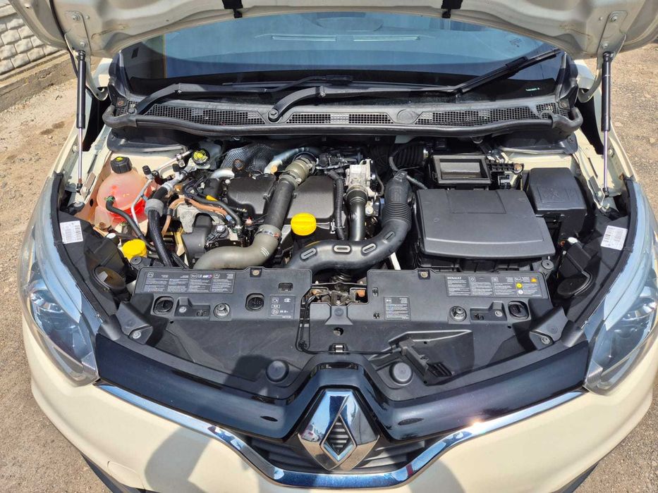 Dezmembram Renault Captur 2014 bara fata /capota motor