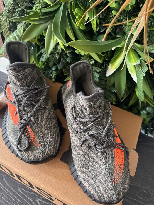 Yeezy Boost 350 V2