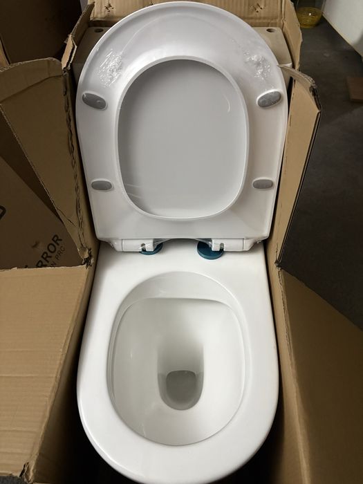 Моноблок с вградено казанче и задно оттичане