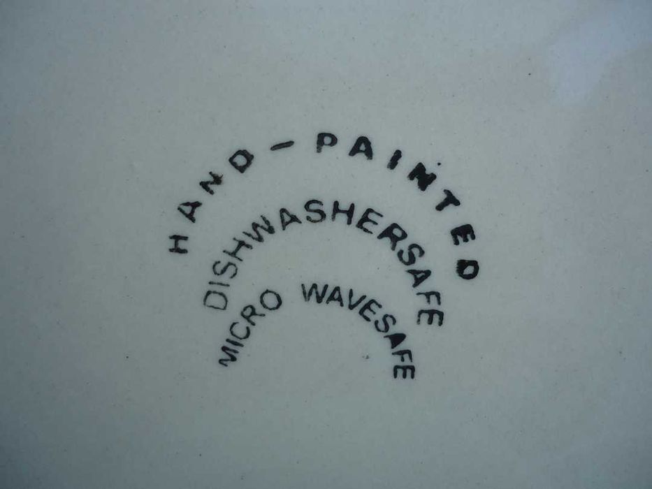 Ръчно рисувана чиния