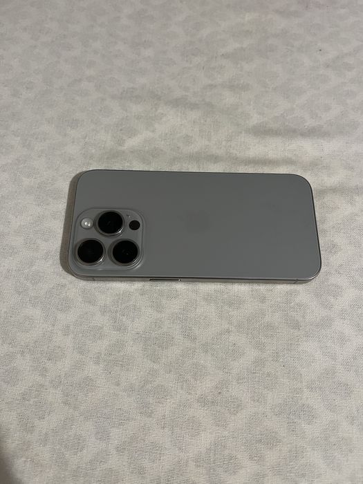 iPhone 15pro 128gb