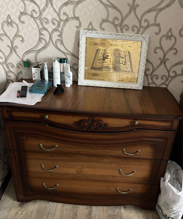 Спальный гарнитур