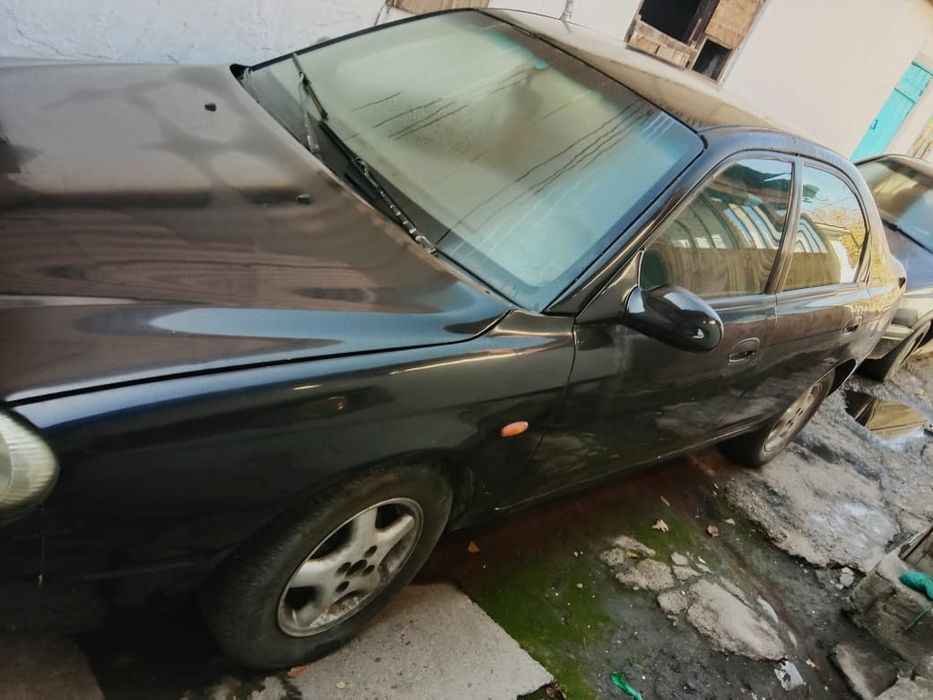 Продается срочно машина