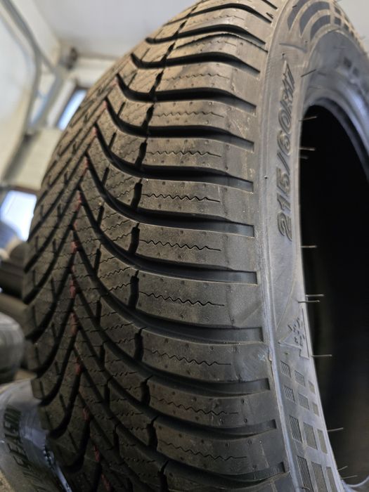 Anvelope allseason 215 60 17 noi