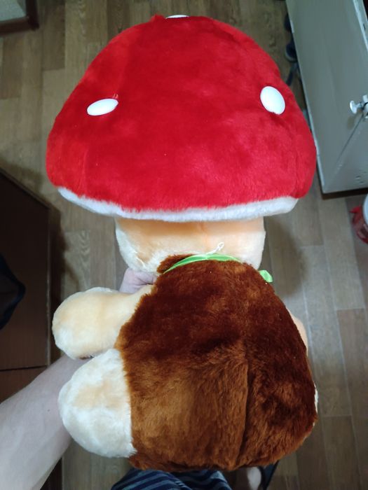 Игрушка гном мухомор