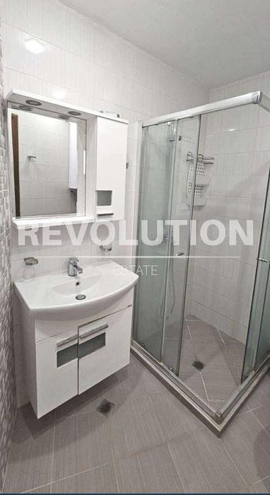 Дава се под наем Двустаен апартамент в Варна, Бриз - 70 кв.м за 500 € - Снимка #5