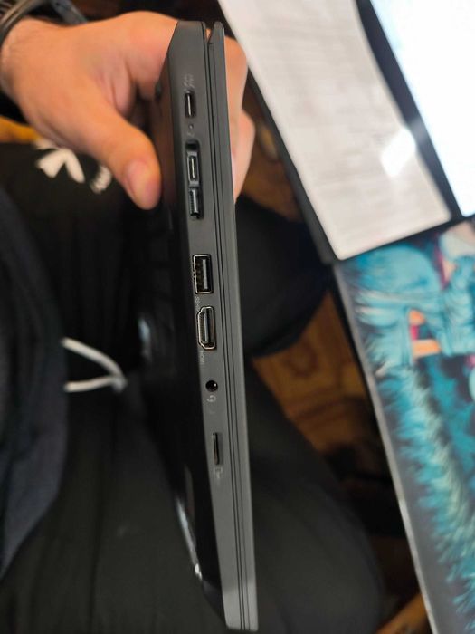 Лаптоп Lenovo ThinkPad T14 Gen 2 / i7-1165G7 / 32GB RAM / 512GB SSD