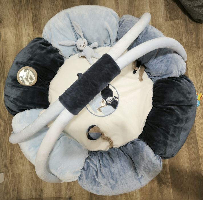 Nattou - Saltea de Joacă Alex măgărușul (90cm)

Un spațiu de joacă moa