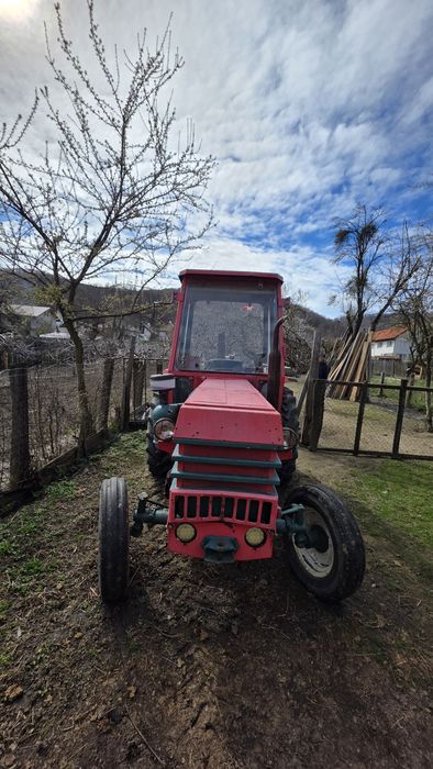 Vând tractor U445 Mat craiova din 1992