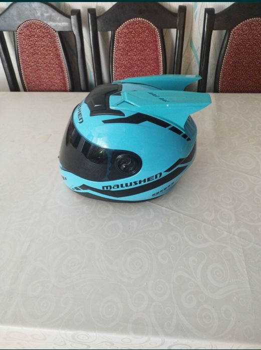 Продам мото шлем