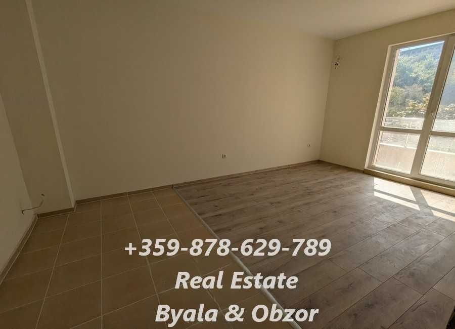 Продава се Двустаен апартамент в Бяла - 62 кв.м за 572 €/кв.м - Снимка #4